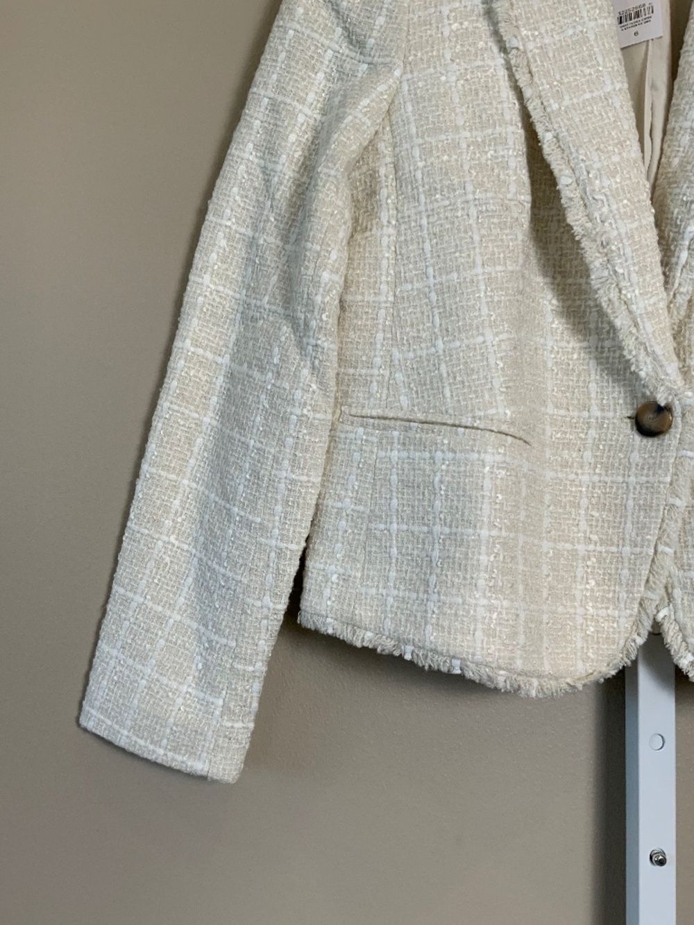 Ann Taylor The Newbury Blazer in Tweed - Picture 8 of 16
